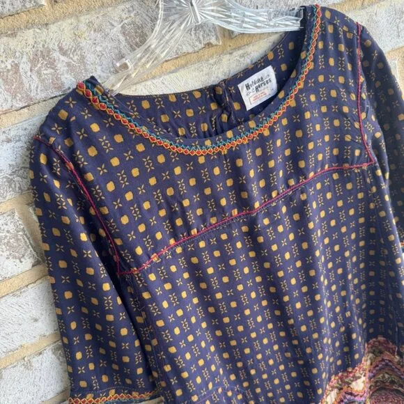 Holding Horses Short Sleeve Button Back Embroidered Boho Blouse Women's Size 14 - Picture 5 of 8